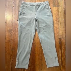 Lululemon on the move pant